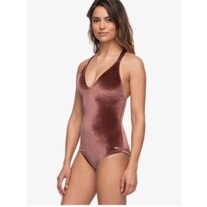 LAST CHANCE Roxy Western Escape Velvet One-Piece Swimsuit Pink Small EUC
